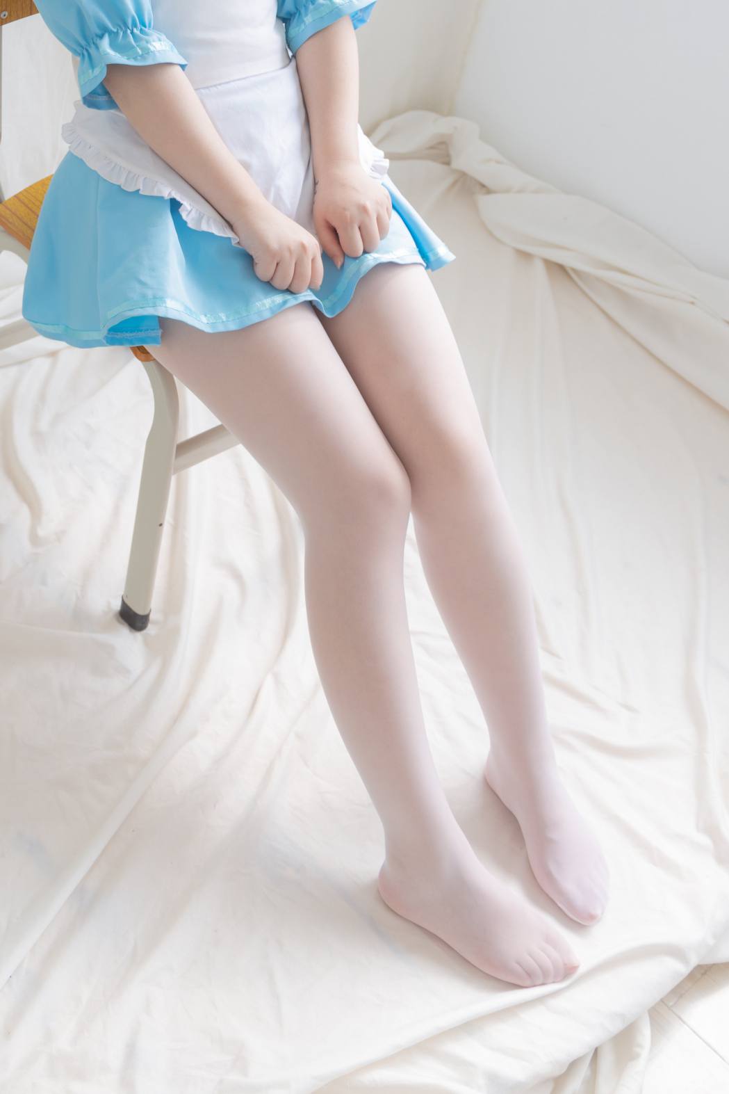 图片[5]-女仆装白丝女孩【43P】20014-华仔美图