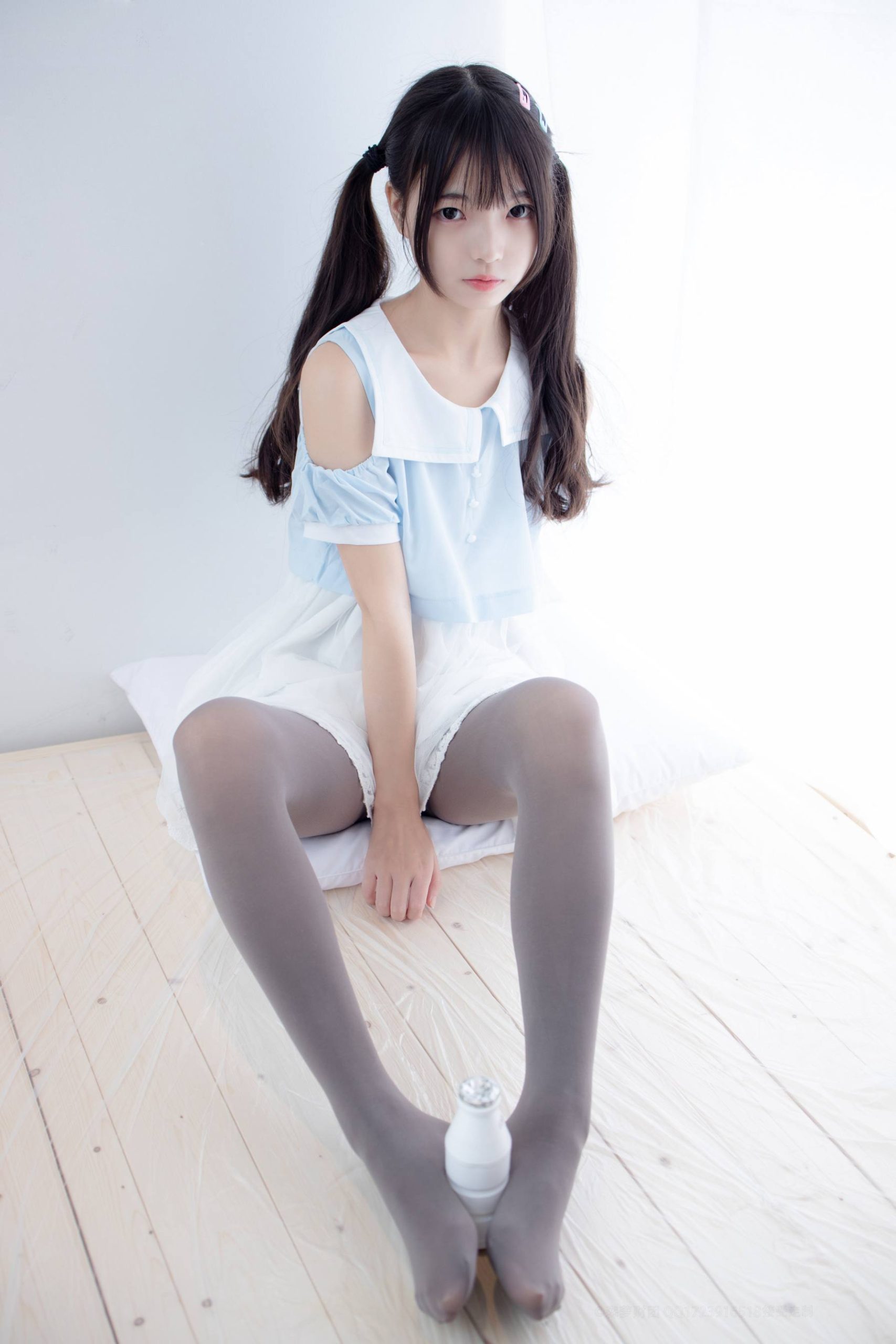 图片[1]-超级甜美的灰丝小姑娘【86P】20005-华仔美图