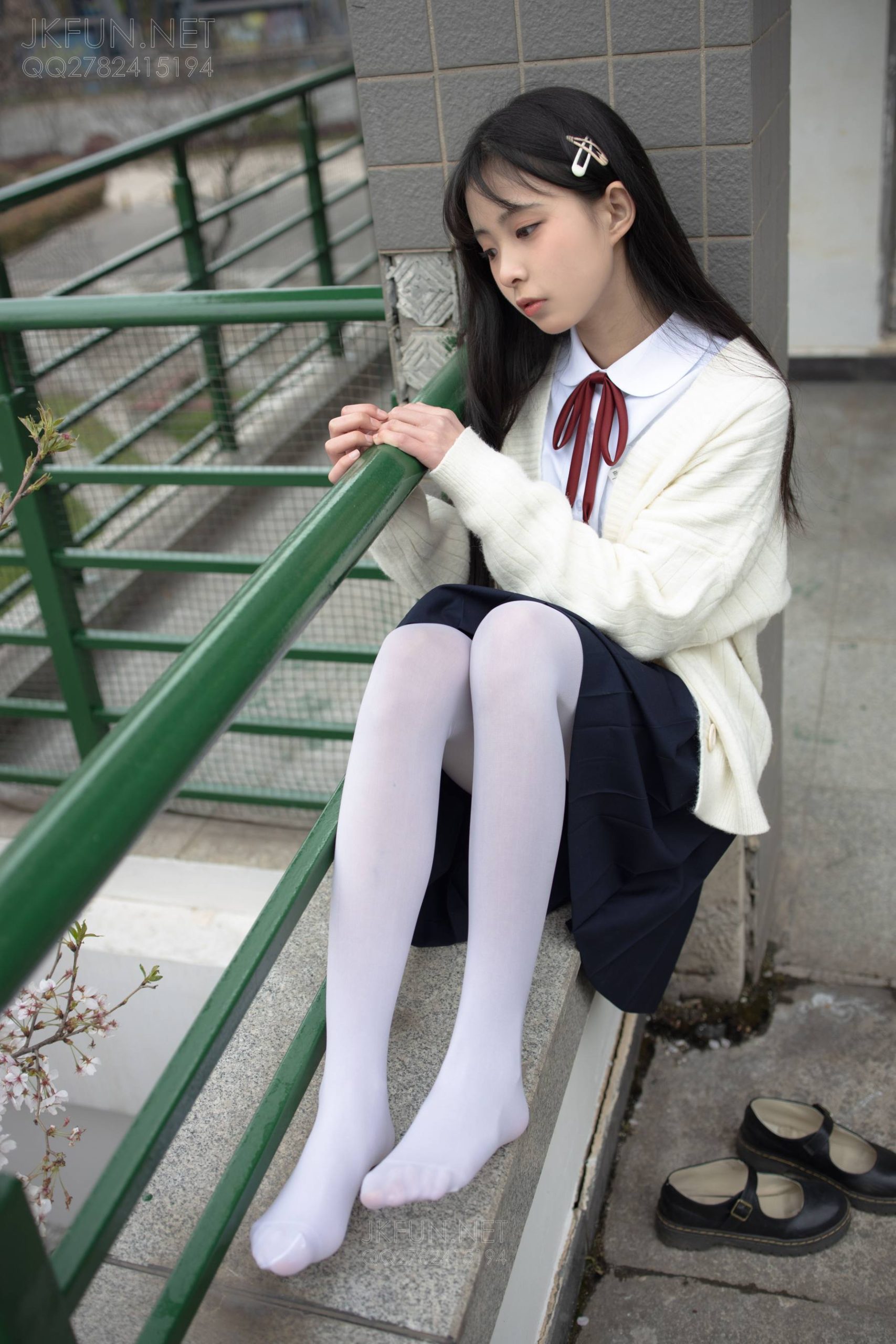 图片[5]-甜美可人的白丝姑娘【127P】20011-华仔美图