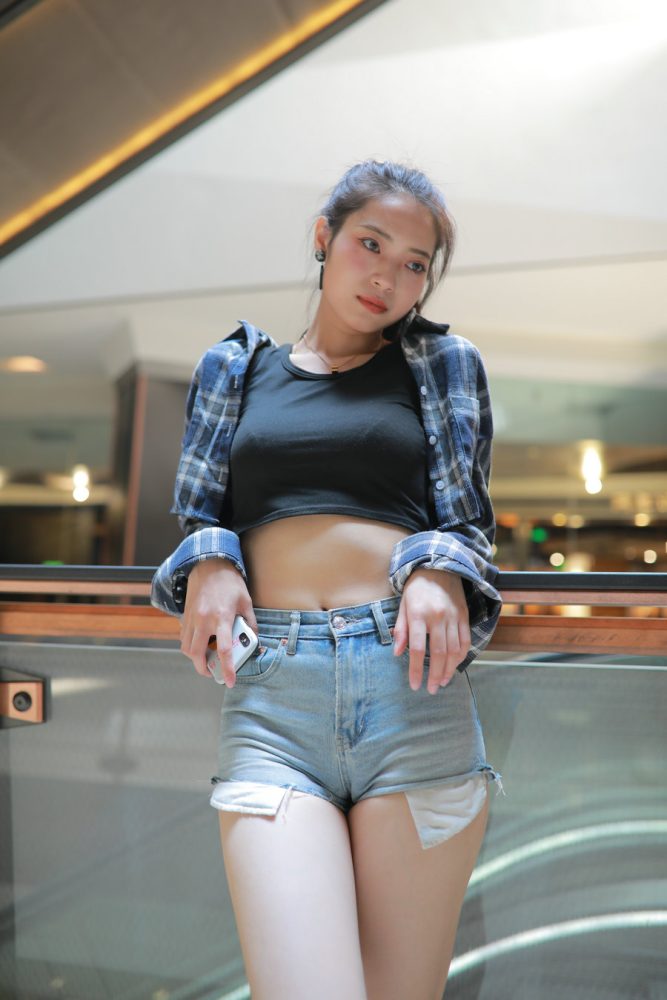 J2070 938P7V-24.1GB-华仔美图