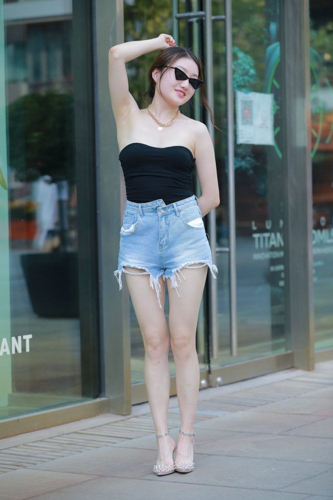 J1801 184P-1.95GB-华仔美图