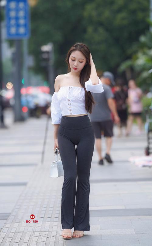 身材非常哇塞的瑜伽裤女孩  J1333 521P6V-21.6GB-华仔美图