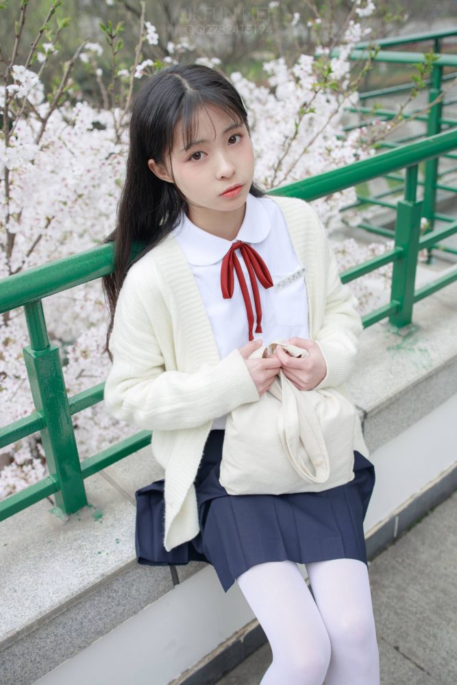 甜美可人的白丝姑娘【127P】20011-华仔美图