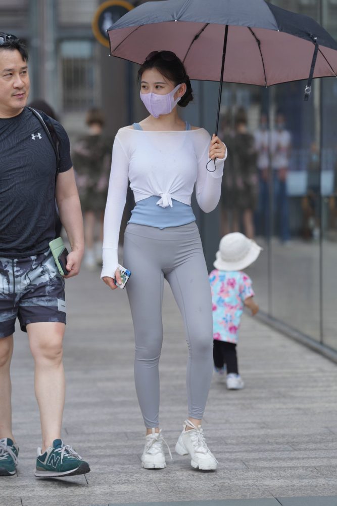 街拍逛街的瑜伽裤小女人  J2874 36P-469MB-华仔美图