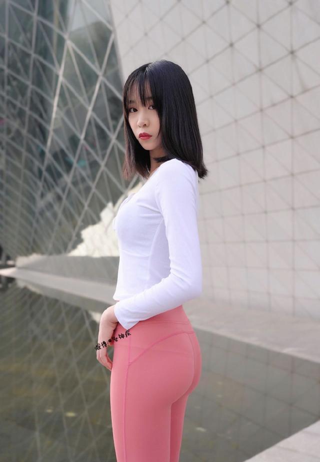 图片[4]-粉色瑜伽裤年轻女孩 J1311 417P17V-14.9GB-华仔美图