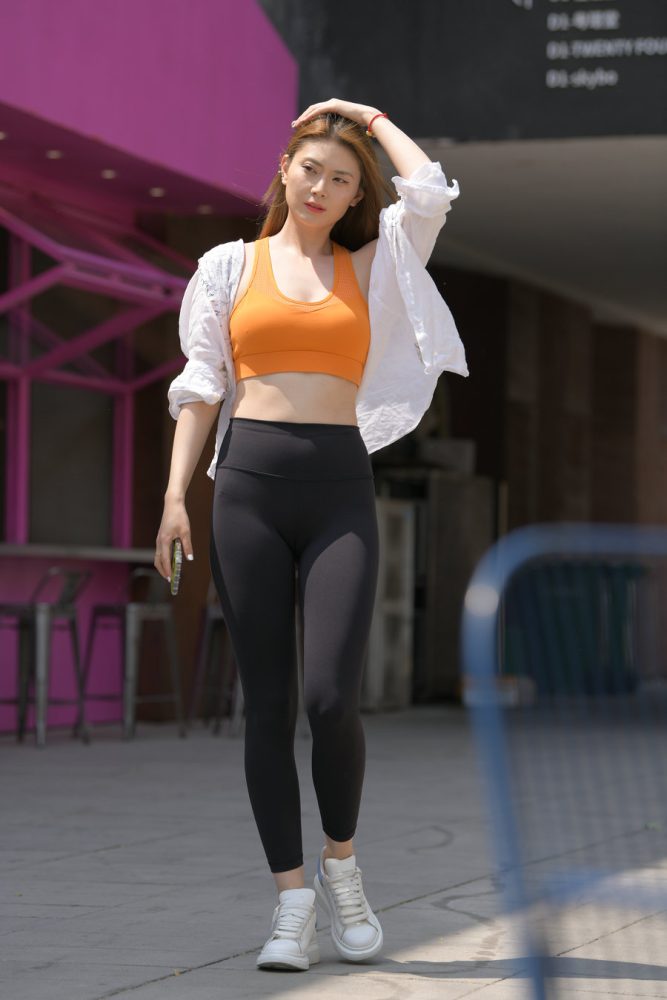 自信的瑜伽裤女孩J3670 712P-14.9GB-华仔美图
