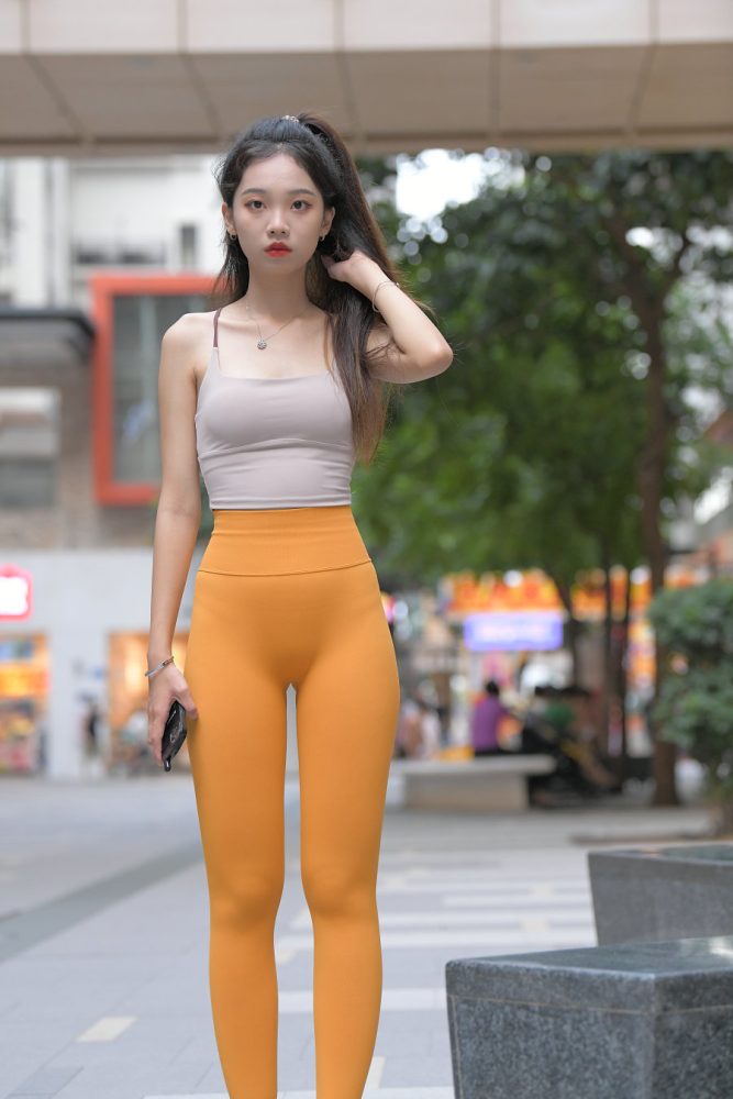 超级可爱的橘黄瑜伽裤女孩J3030 801P1V-28.0GB-华仔美图