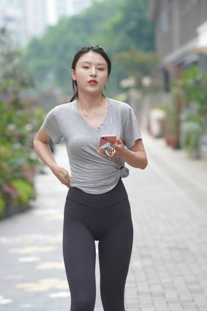 户外运动的瑜伽裤女孩J3008 845P2V-22.9GB-华仔美图