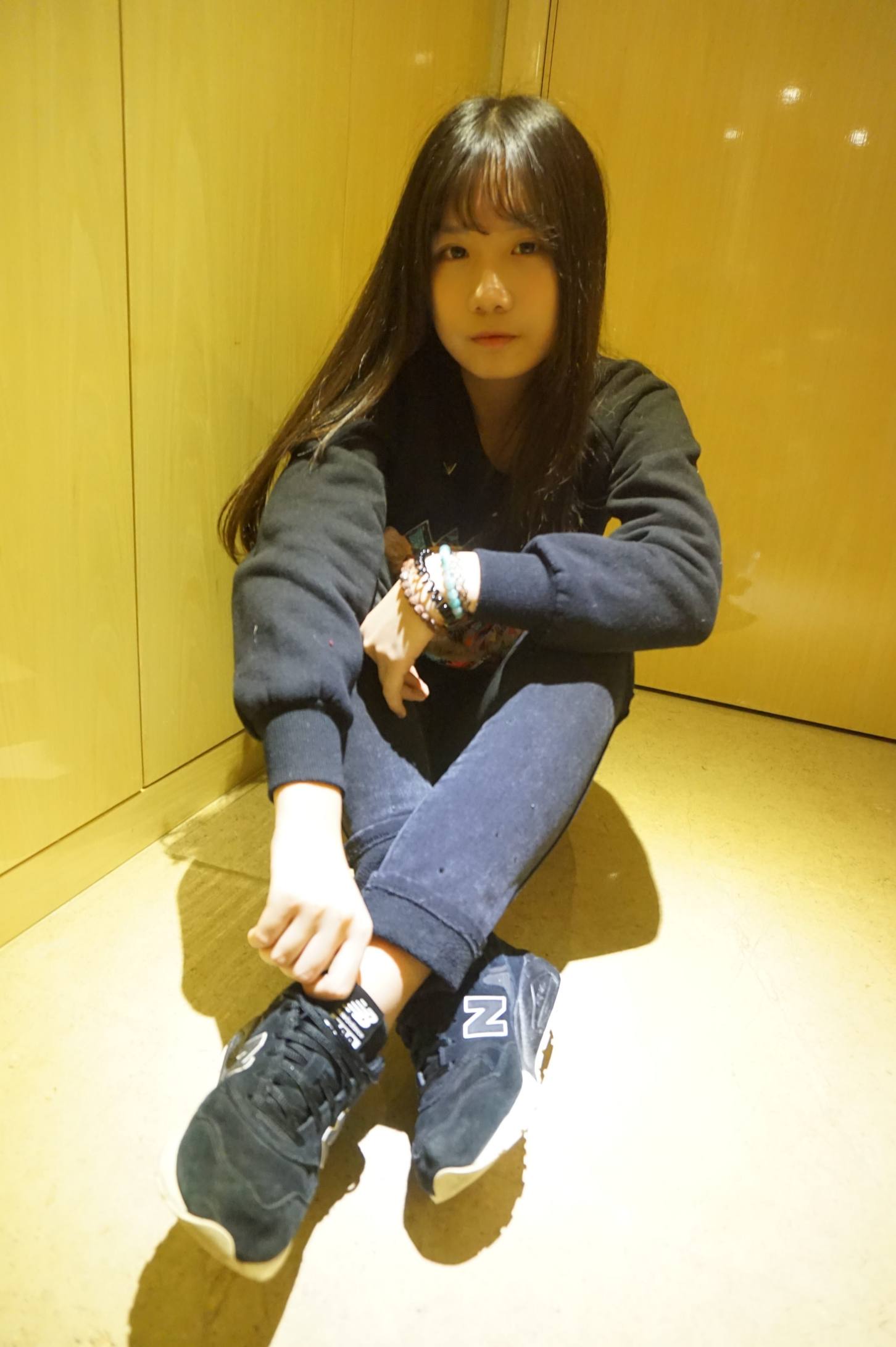 图片[2]-齐刘海的长发女孩【70P】20016-华仔美图