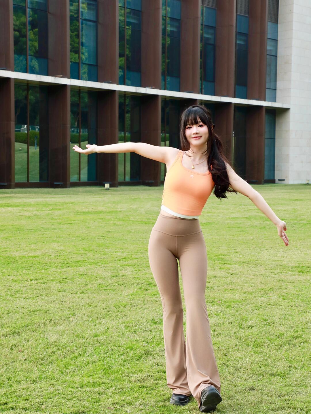 图片[4]-喜欢瑜伽的阳光快乐女孩【135P】04042-华仔美图