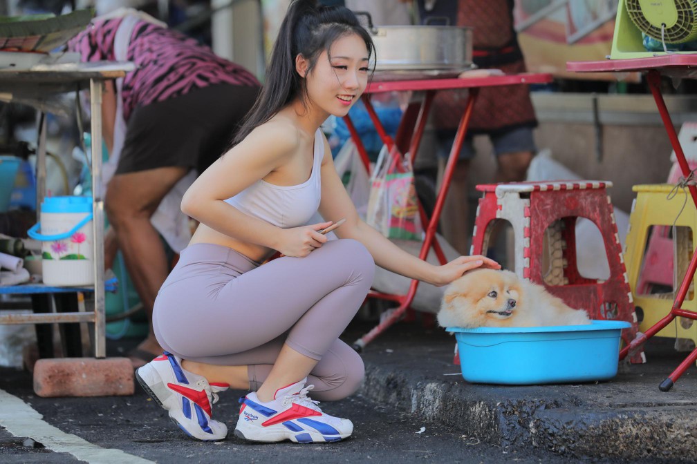 图片[3]-逛商场买东西的瑜伽裤老师【666P】00012-华仔美图