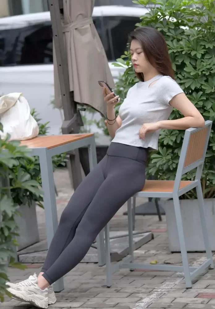 图片[4]-黑色瑜伽裤靓丽女孩J2200 905P1V-30.5GB-华仔美图
