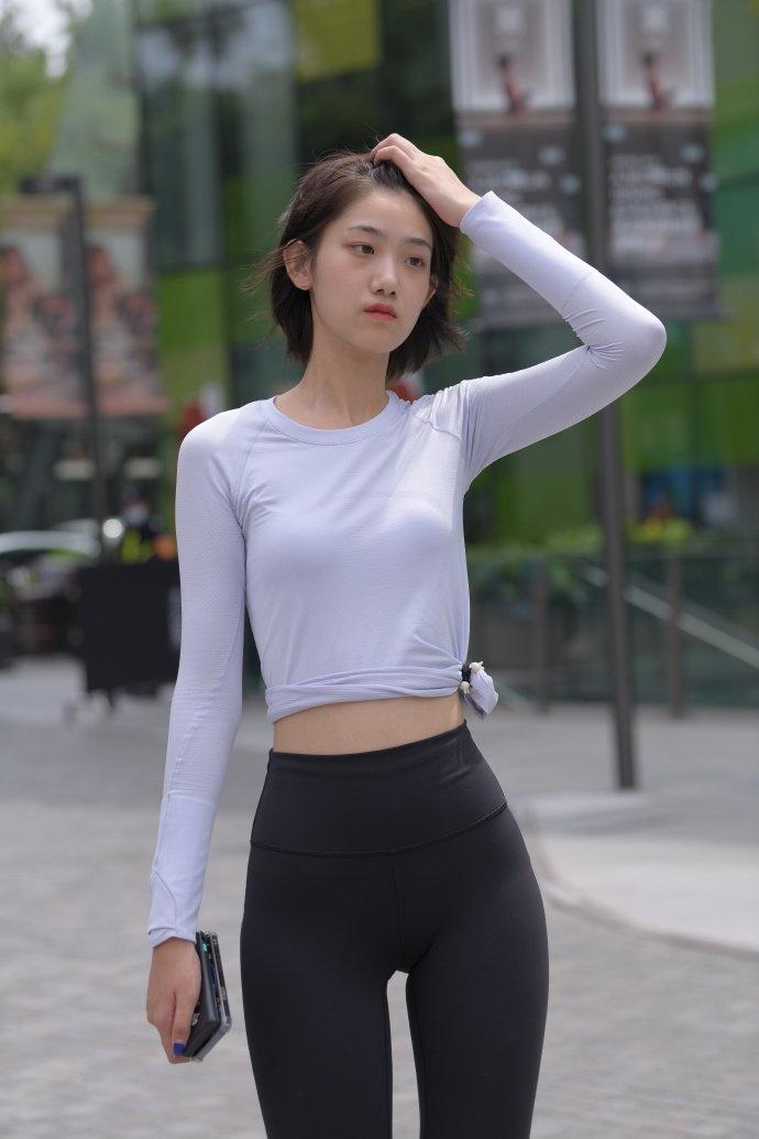 图片[3]-短发长腿的女生J2791 292P-5.71GB-华仔美图