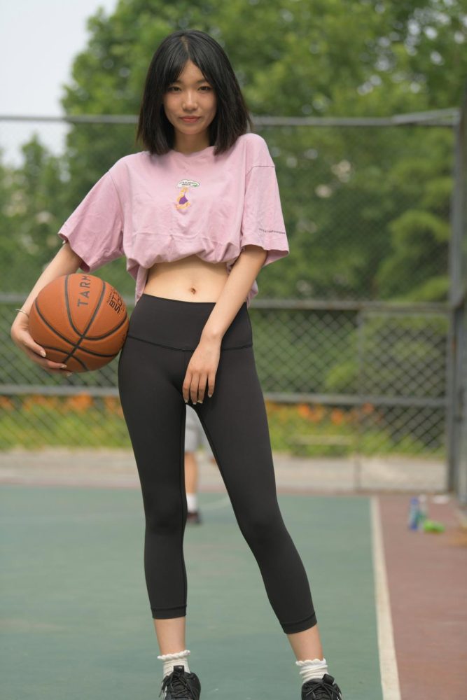 图片[4]-穿瑜伽裤打篮球的大三女孩J2198 463P1V-18.6GB-华仔美图