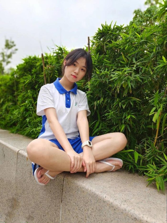 穿校服非常清纯的小姑娘【49P】20003-华仔美图