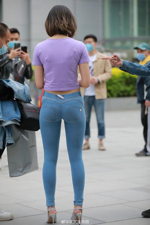 图片[4]-爱笑的短发紧身牛仔裤姑娘J1911 114P12V-7.29GB-华仔美图