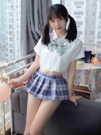 图片[7]-网格丝袜的清纯双马尾小姑娘-华仔美图