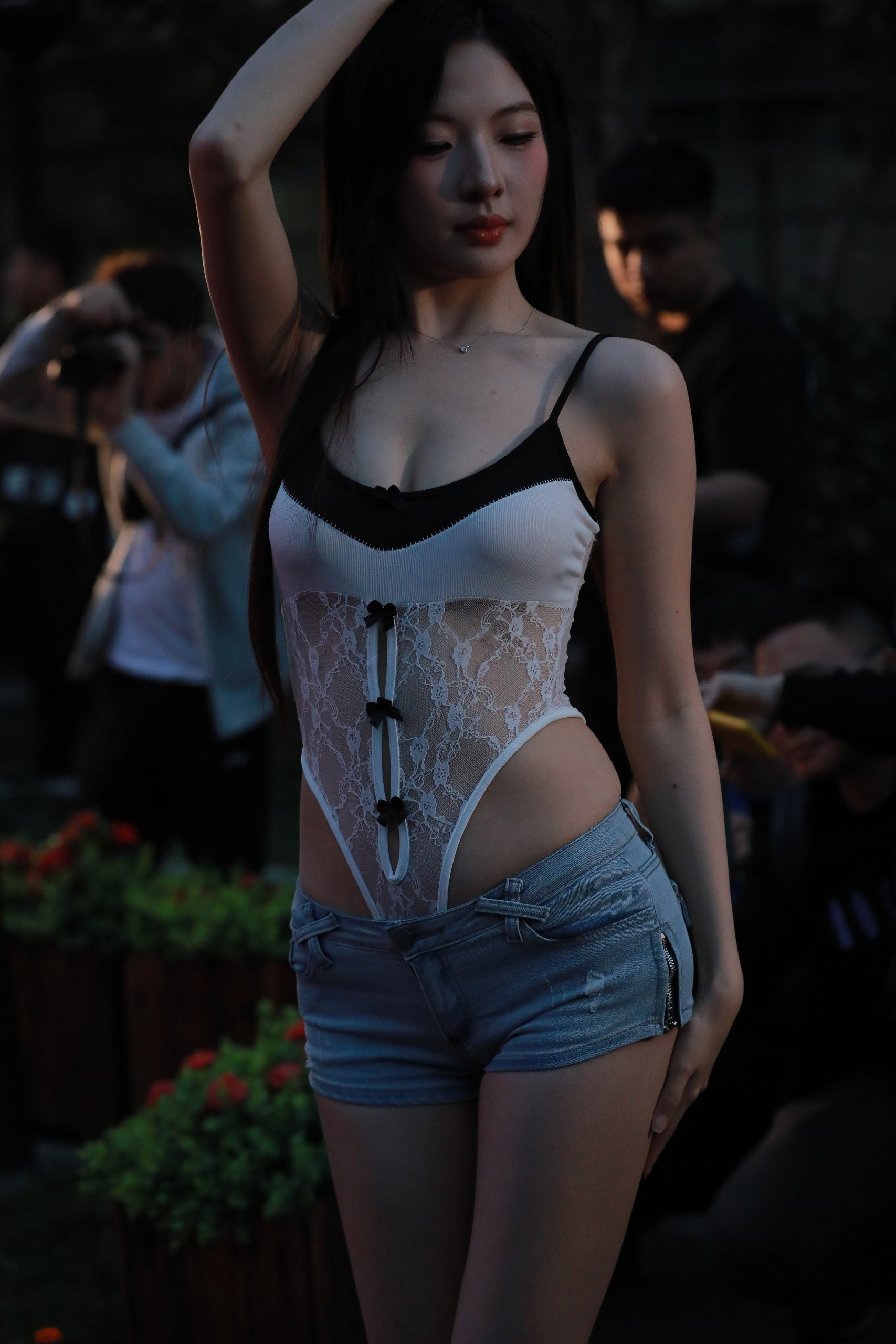 图片[3]-甜美牛仔短裤-华仔美图