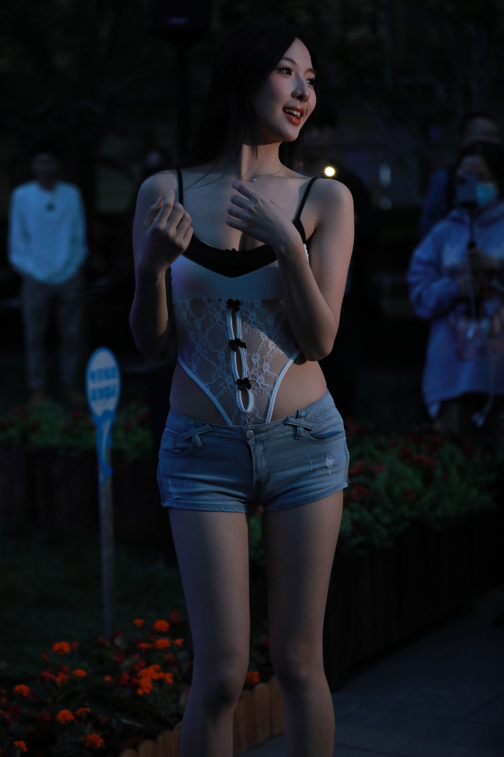 图片[10]-甜美牛仔短裤-华仔美图
